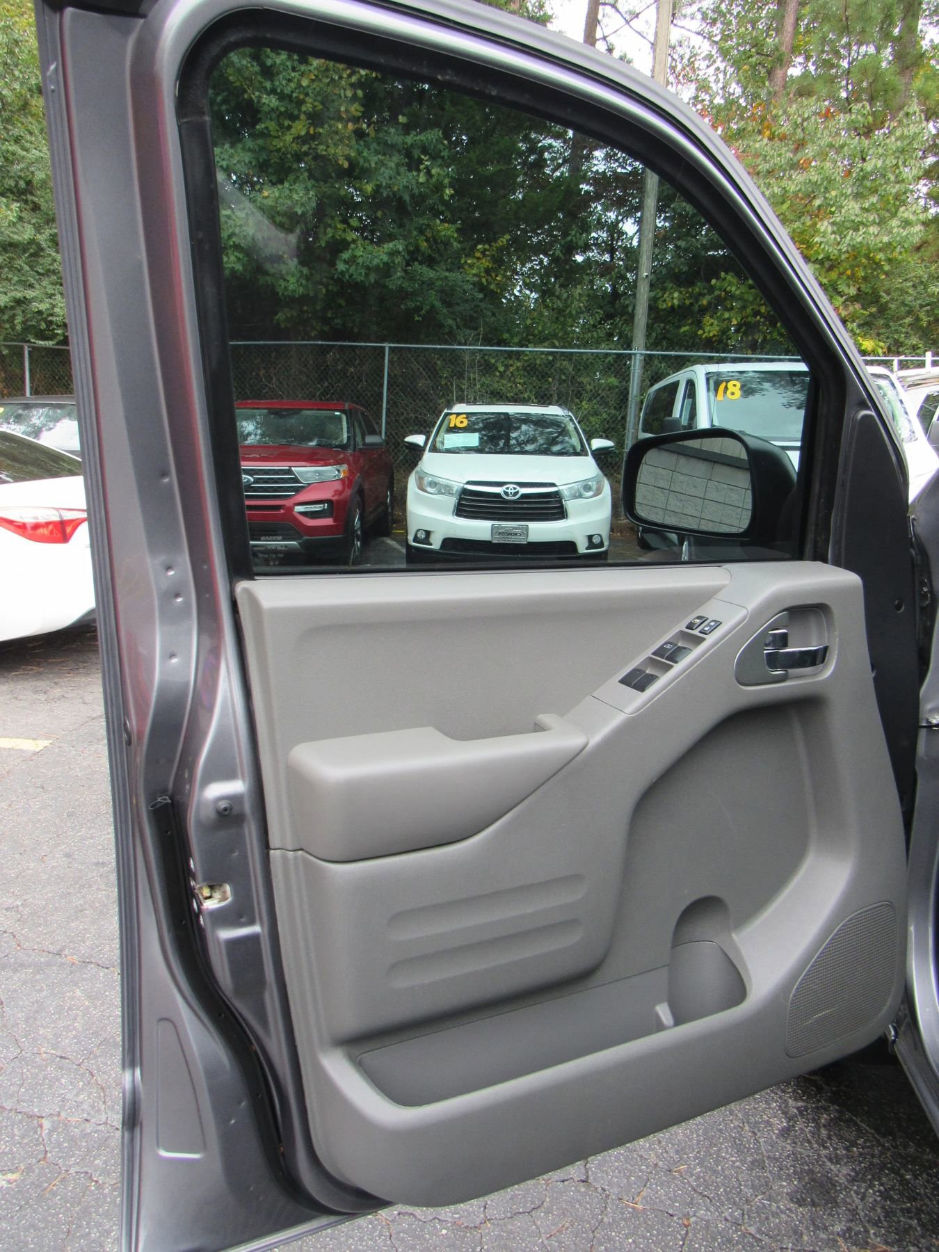 2019 Nissan Frontier Desert Runner