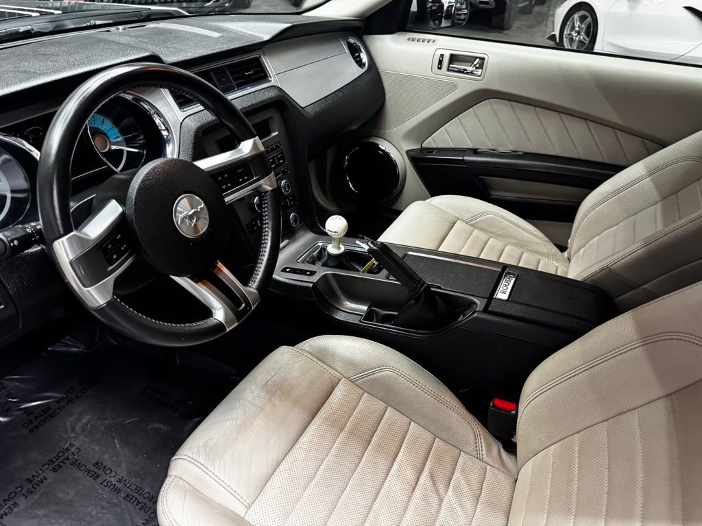 2011 Ford Mustang GT Premium