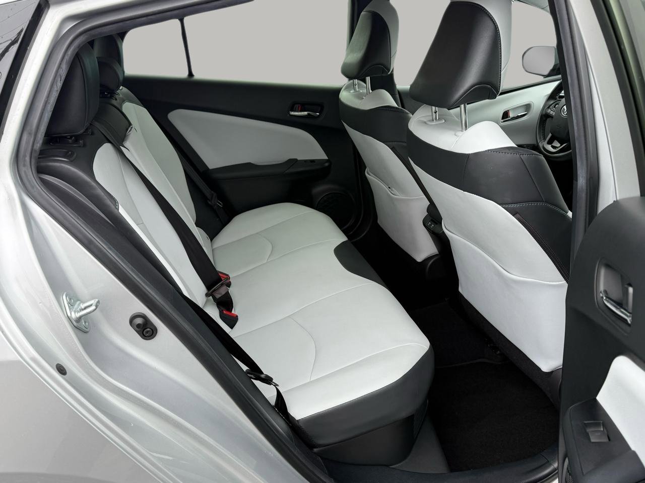 2021 Toyota Prius XLE