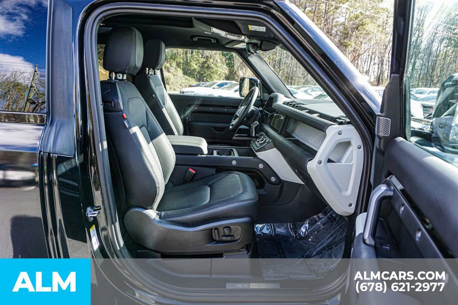 2024 Land Rover Defender 90 X-Dynamic SE