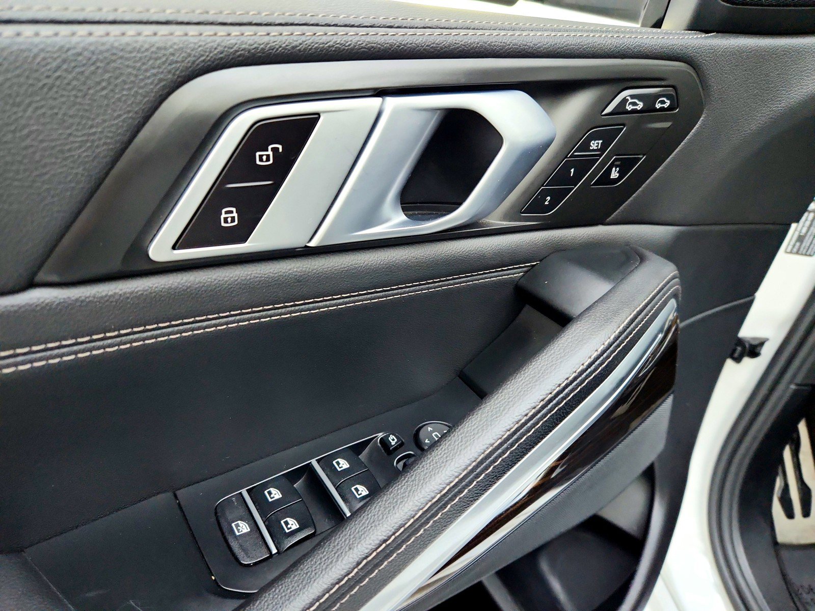 2020 BMW X6 sDrive40i