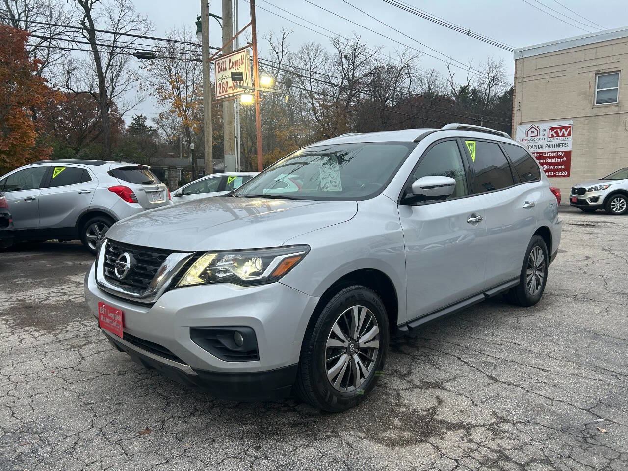 2019 Nissan Pathfinder SL