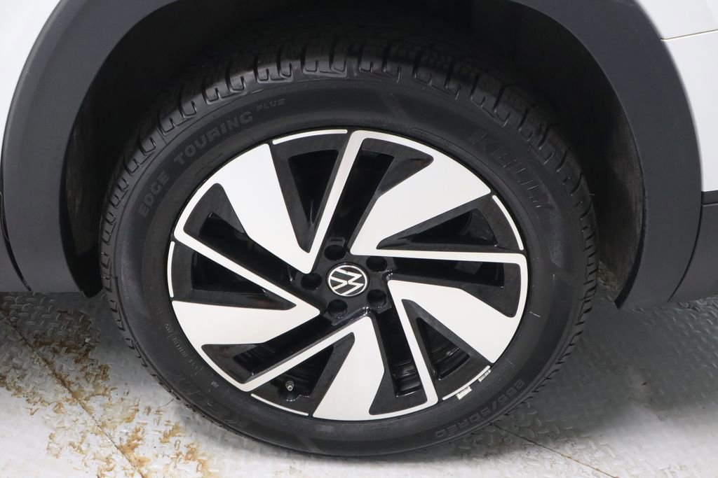 2025 Volkswagen Atlas SE