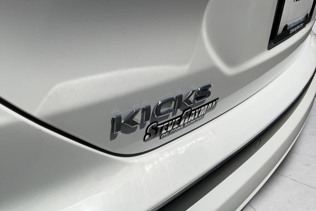 2021 Nissan Kicks S