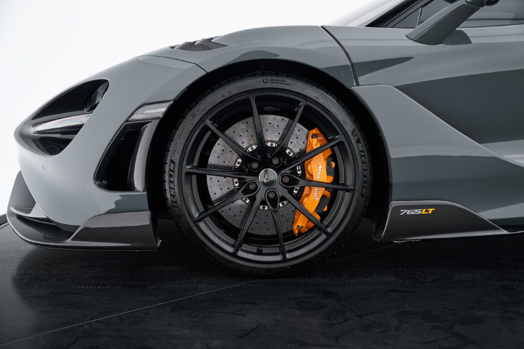 Used 2021 McLaren 765LT photo 3