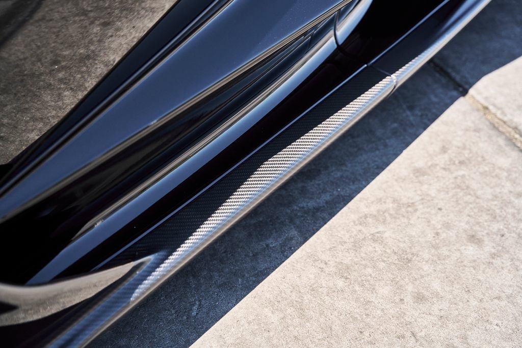 Used 2019 McLaren Senna photo 12