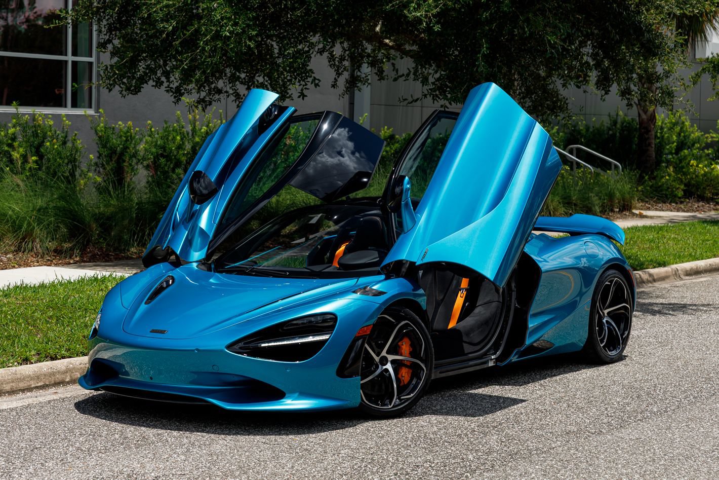 Used 2025 McLaren 750S photo 34