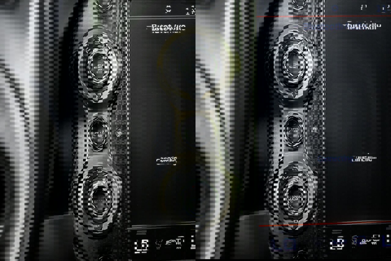 Used 2018 McLaren 720S photo 37