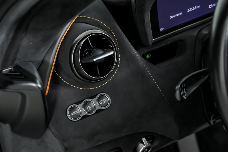 Used 2022 McLaren 720S Performance photo 24