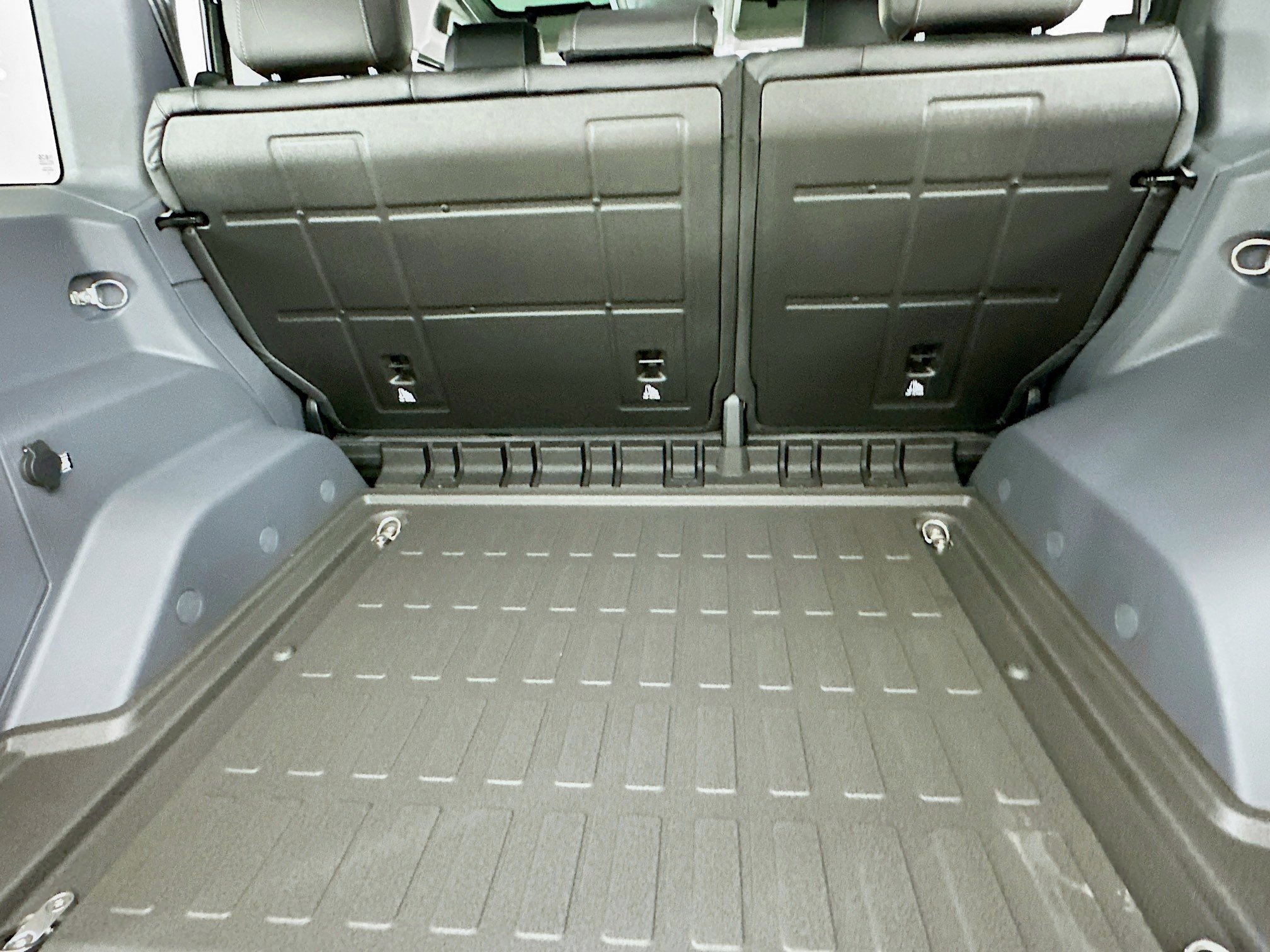 2026 INEOS Grenadier Fieldmaster Edition