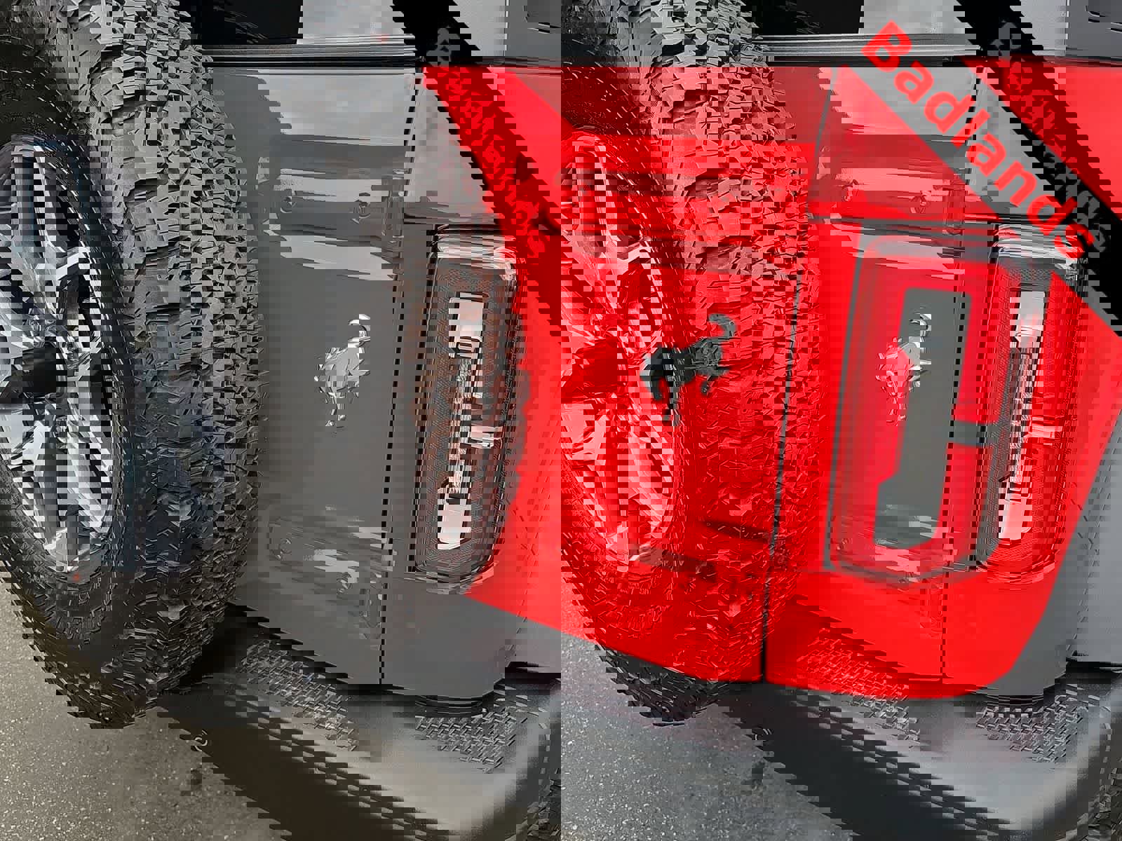 2023 Ford Bronco Badlands