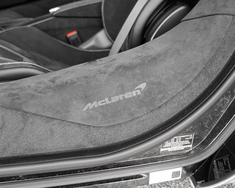 New 2027 McLaren 750S photo 24