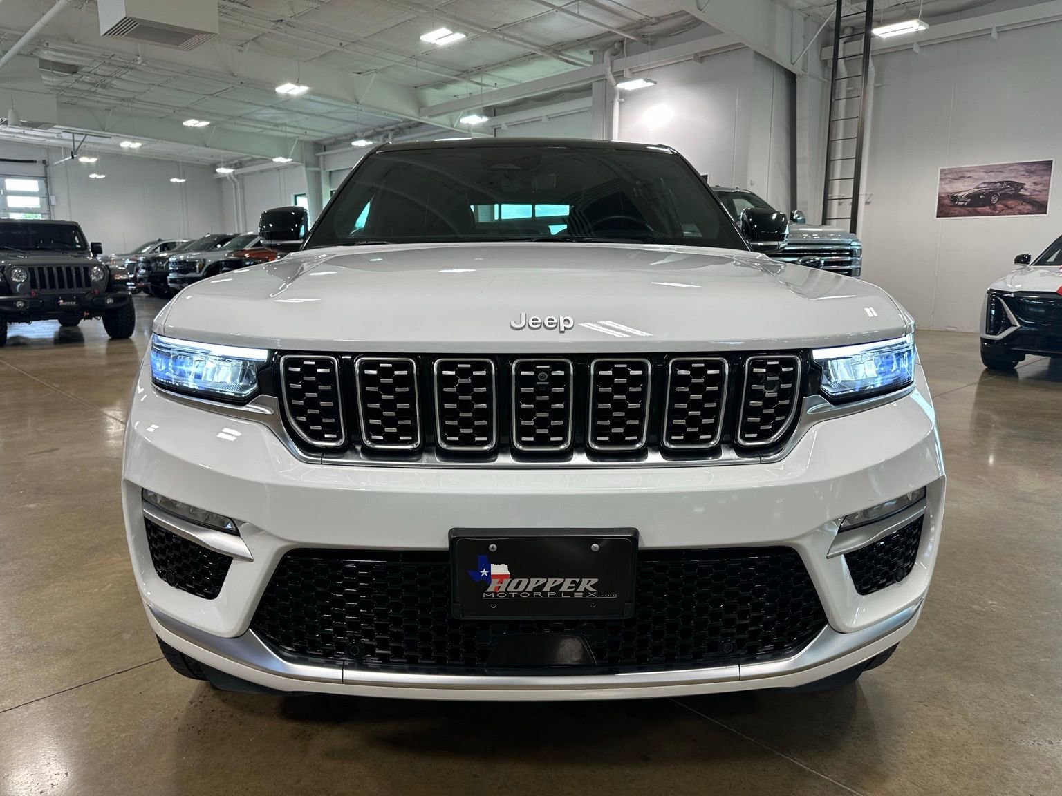 2024 Jeep Grand Cherokee Summit