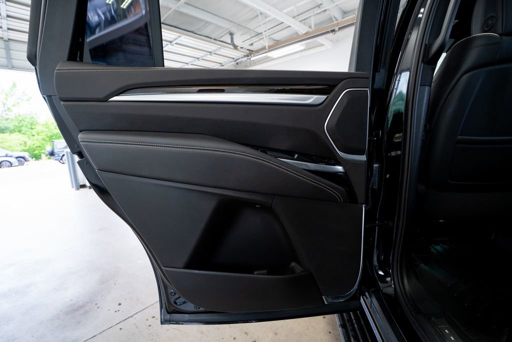 2025 Cadillac Escalade Premium Luxury