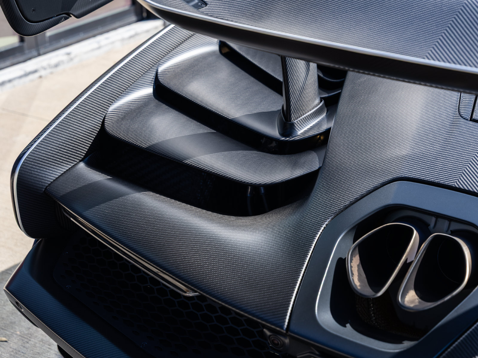 Used 2019 McLaren Senna photo 41