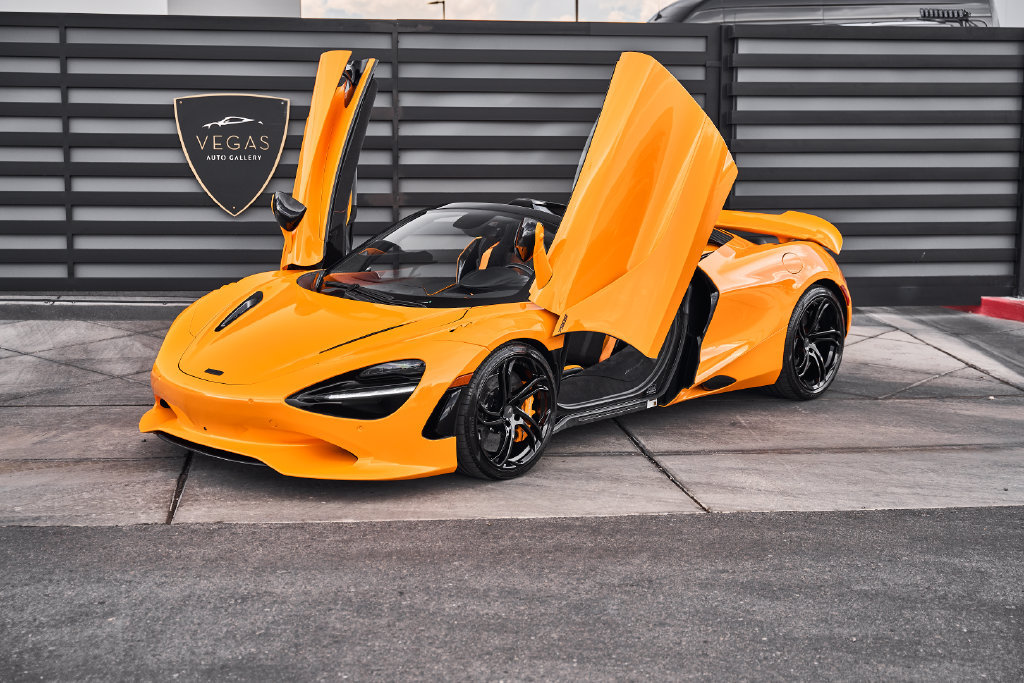 Used 2025 McLaren 750S Spider photo 6