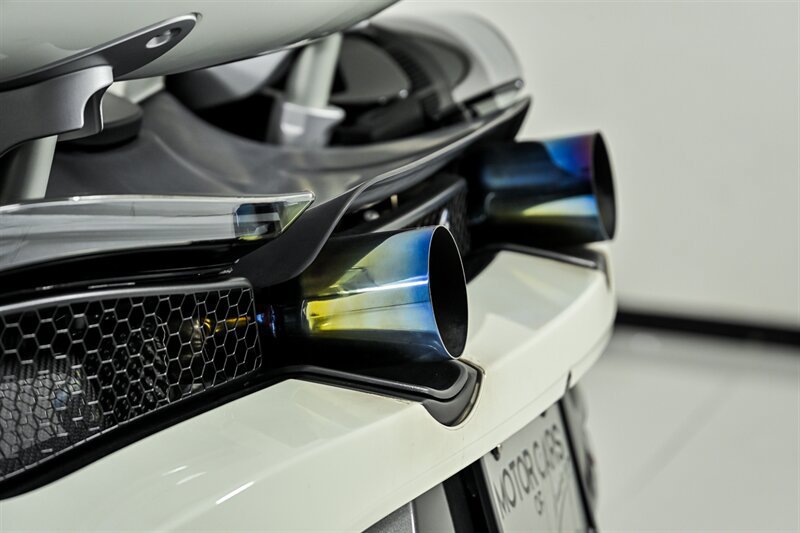 Used 2021 McLaren 720S photo 11