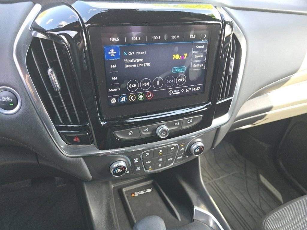 2023 Chevrolet Traverse LT