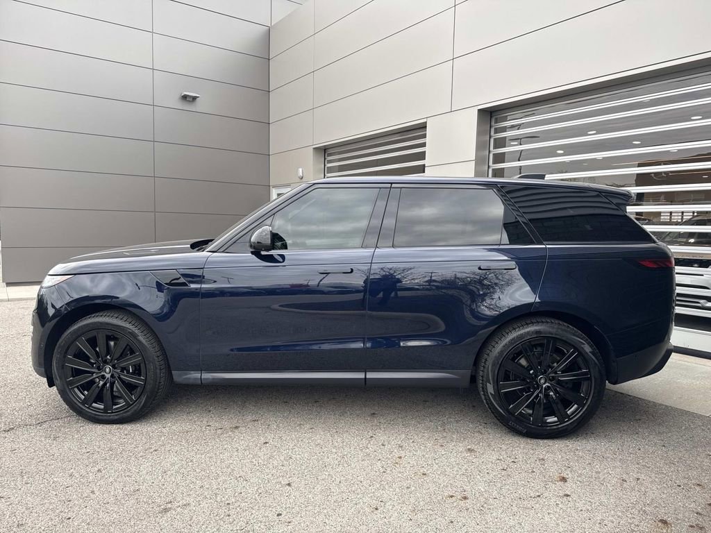 2023 Land Rover Range Rover Sport SE