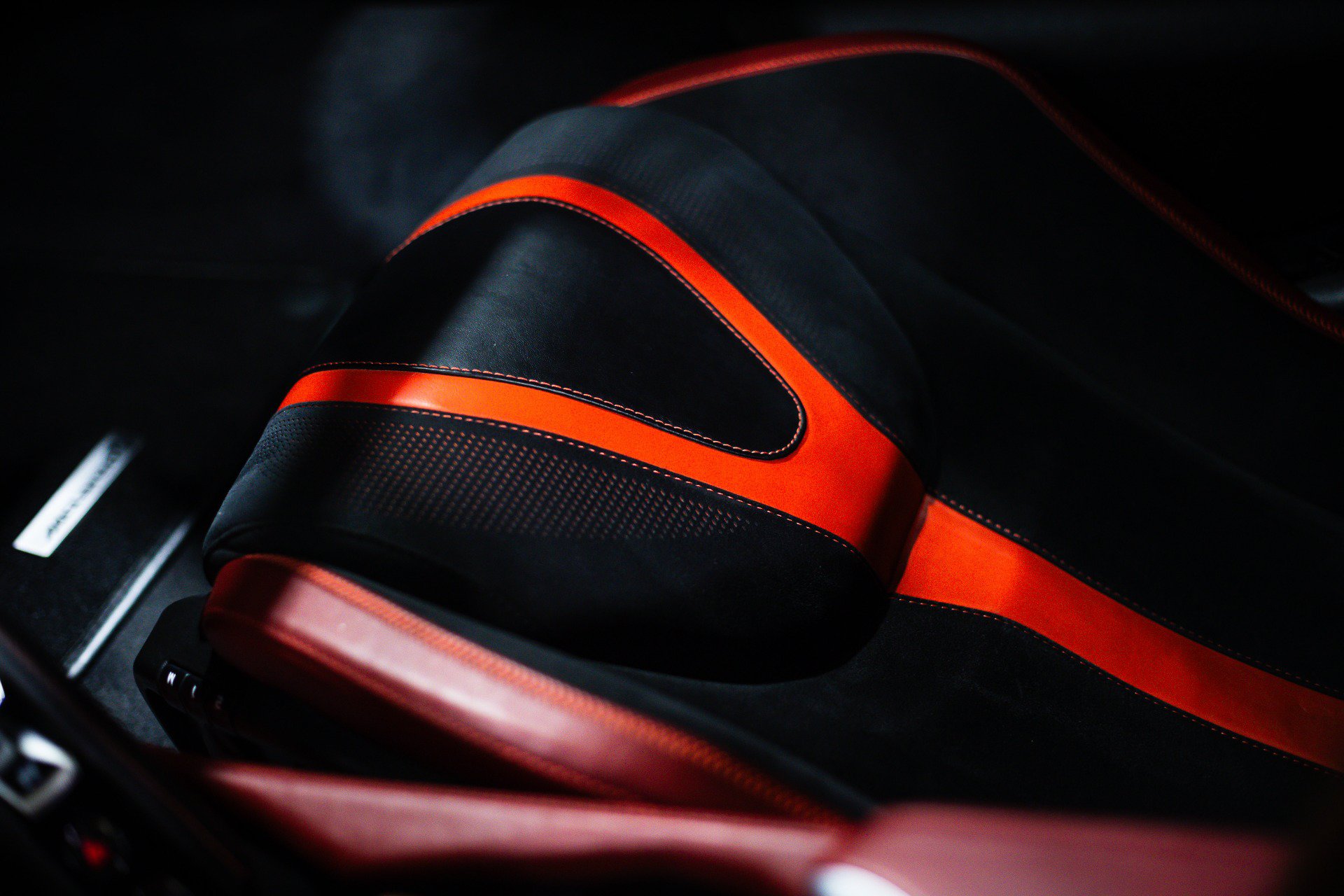 Used 2018 McLaren 720S Performance photo 42
