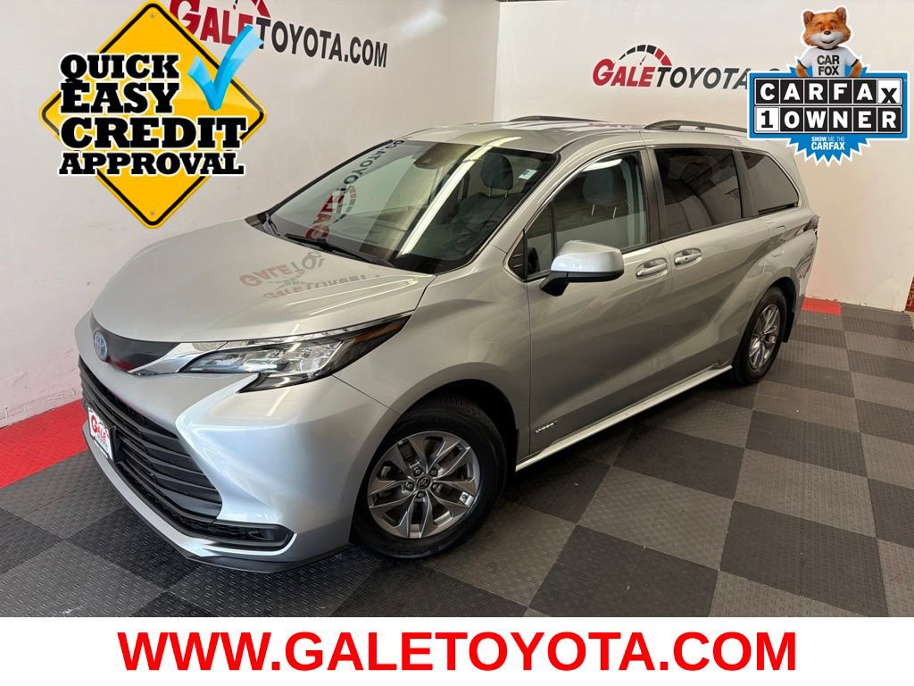 Used 2021 Toyota Sienna LE