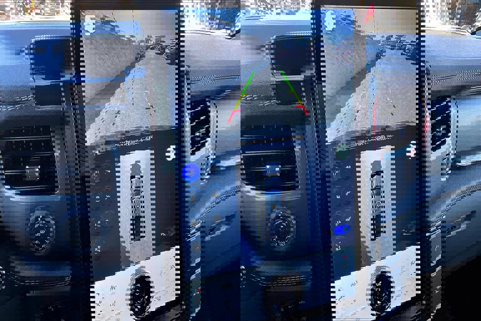 2025 Ford F150 Lightning Flash