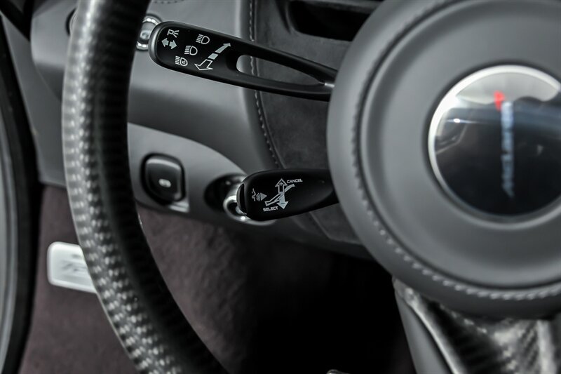 Used 2018 McLaren 720S photo 28