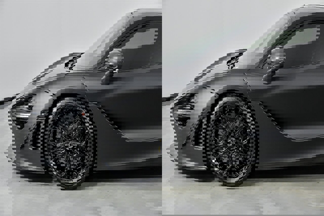 Used 2019 McLaren 720S photo 10