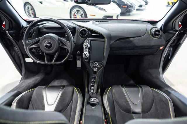 Used 2022 McLaren 720S Performance photo 34