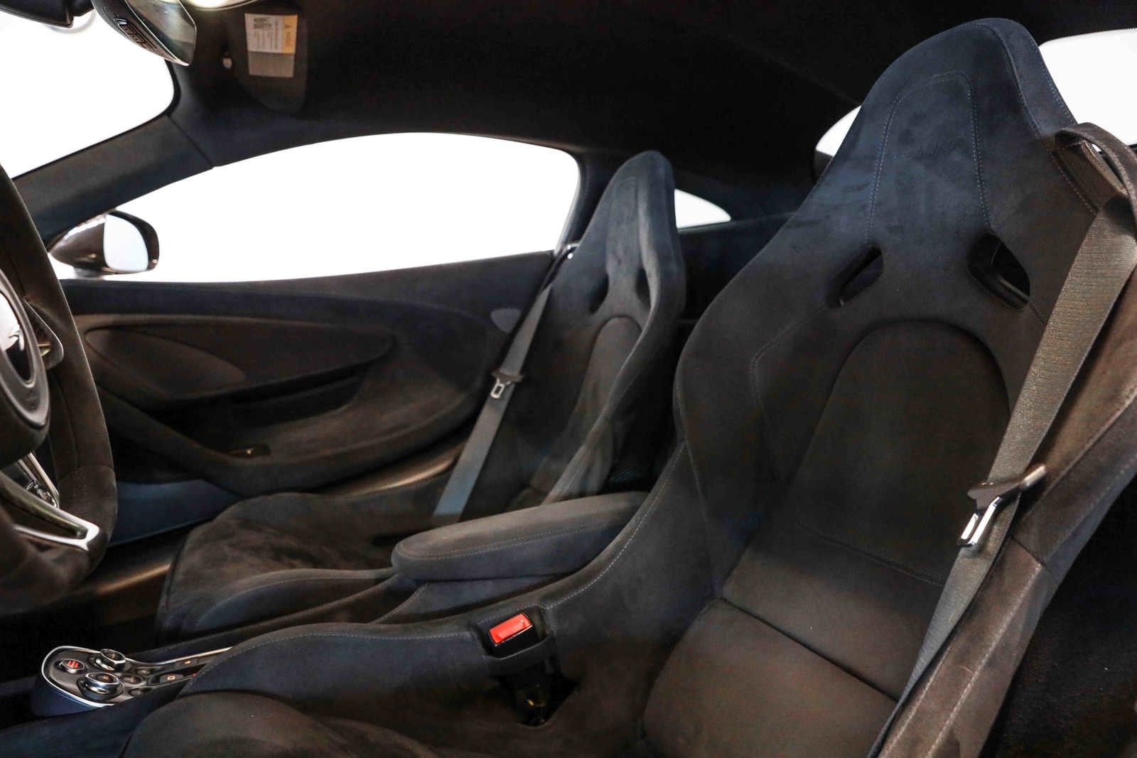 Used 2019 McLaren 600LT photo 40