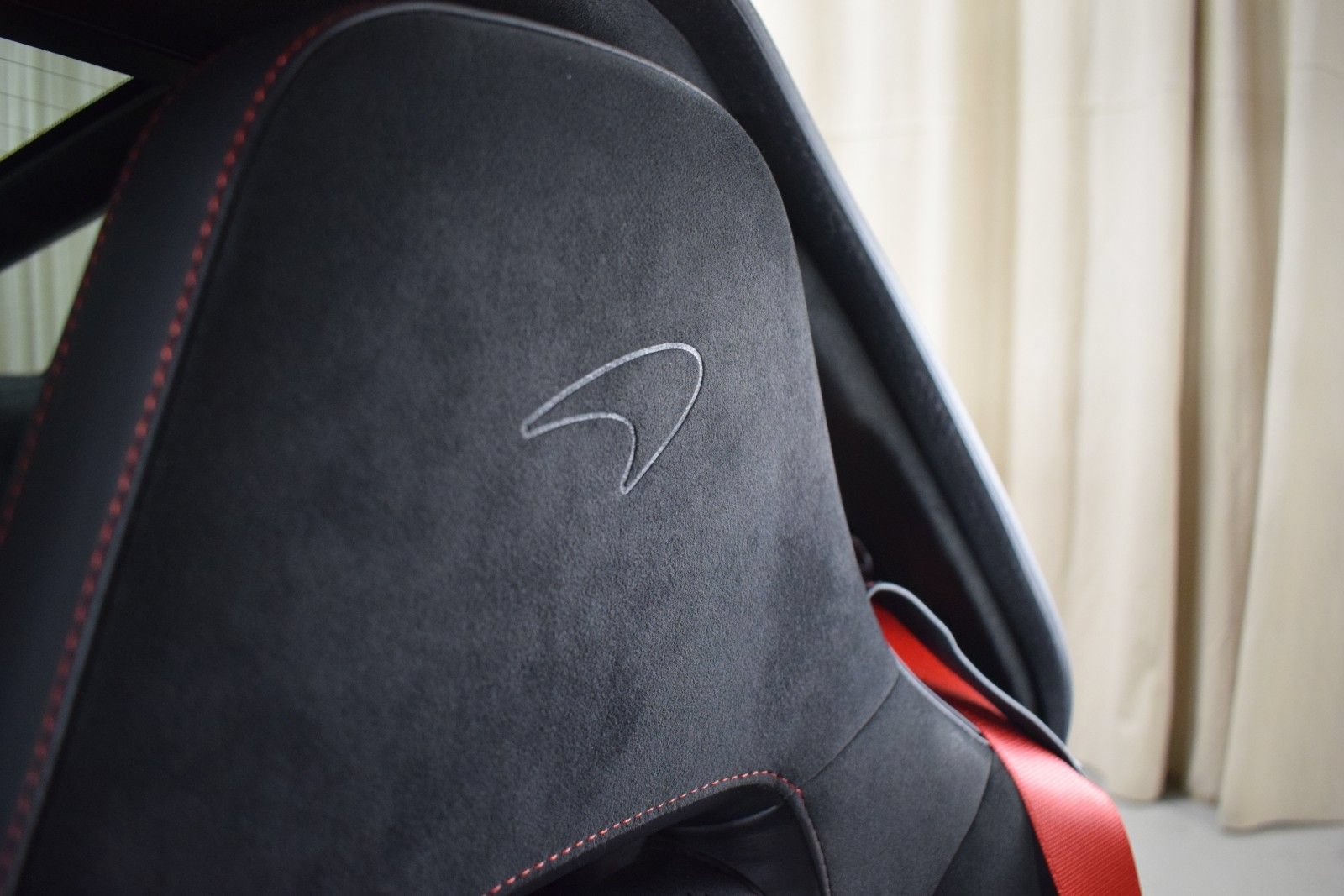 New 2026 McLaren 750S photo 38