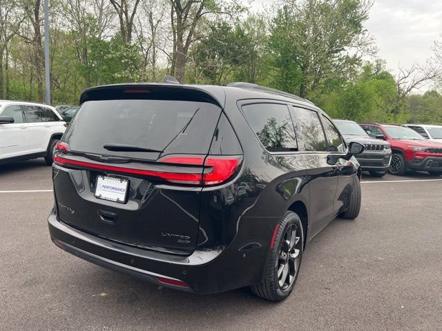 2023 Chrysler Pacifica Limited