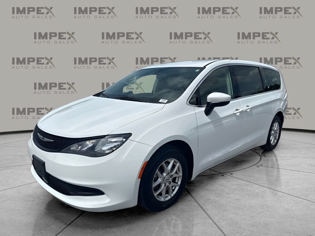 Used 2022 Chrysler Voyager LX