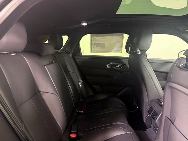 2026 Land Rover Range Rover Velar Dynamic SE