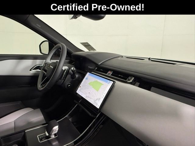 2026 Land Rover Range Rover Velar Dynamic SE