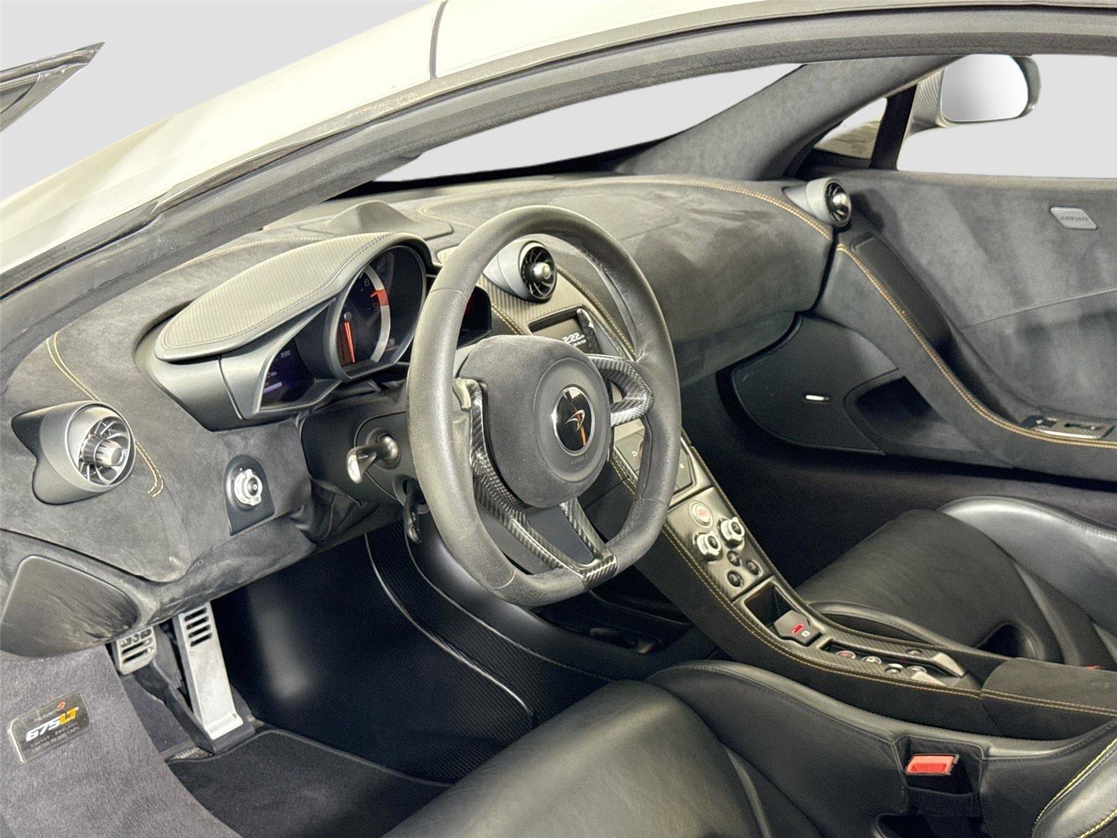 Used 2016 McLaren 675LT Coupe photo 15