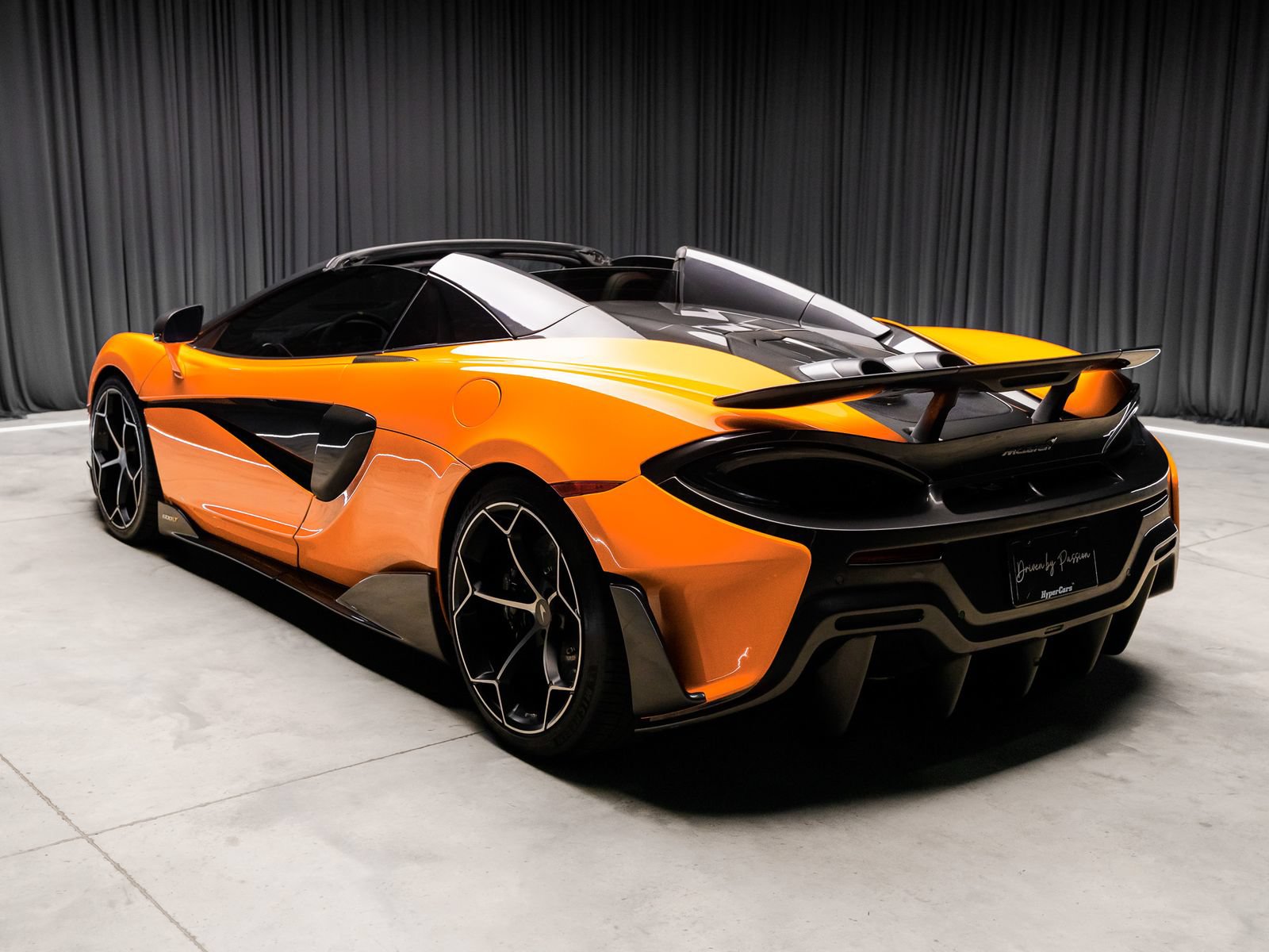 Used 2020 McLaren 600LT Spider photo 32