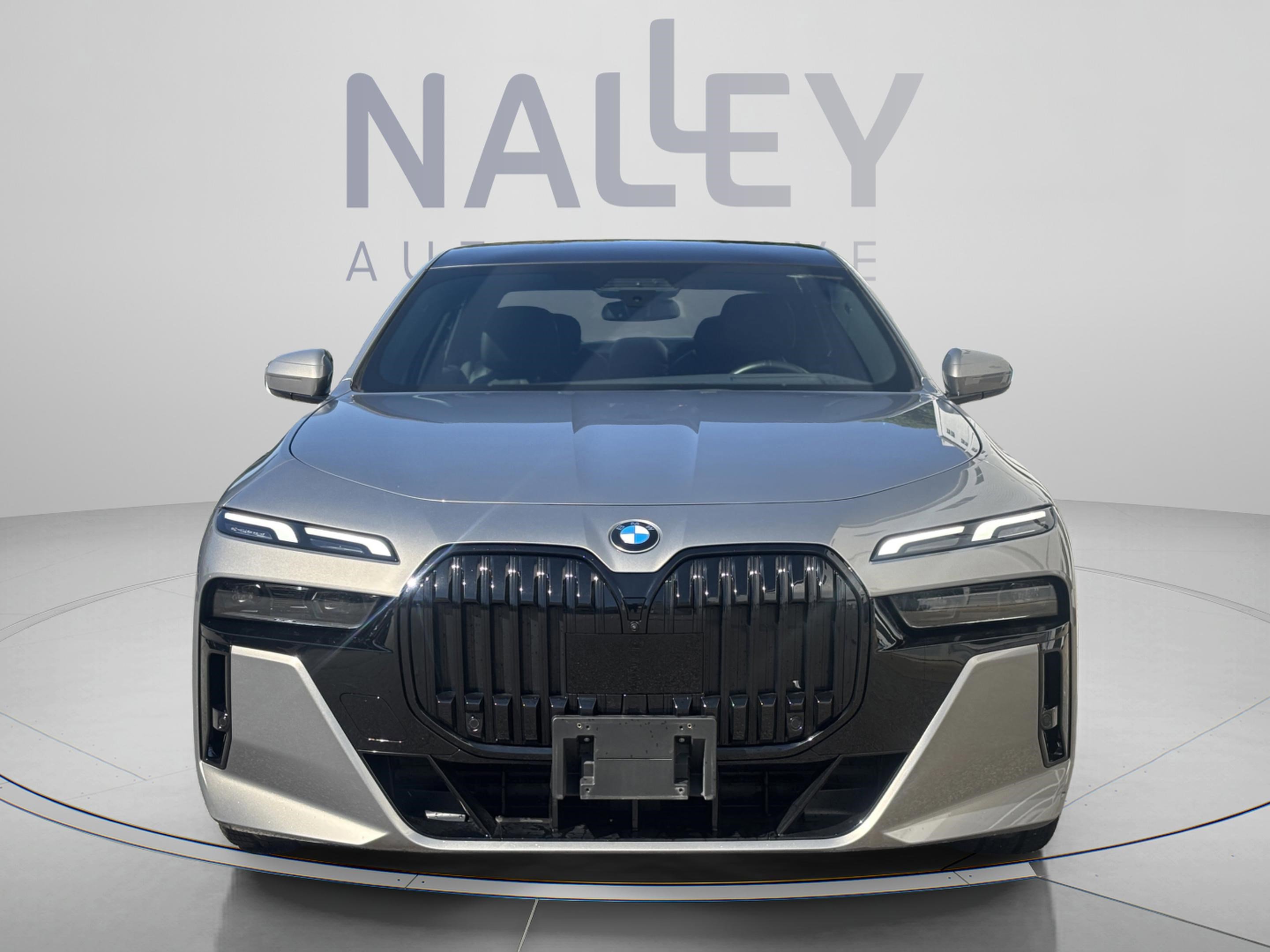 2023 BMW 760i xDrive