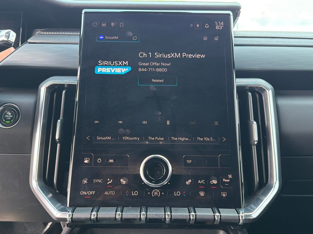 2024 GMC Acadia Elevation