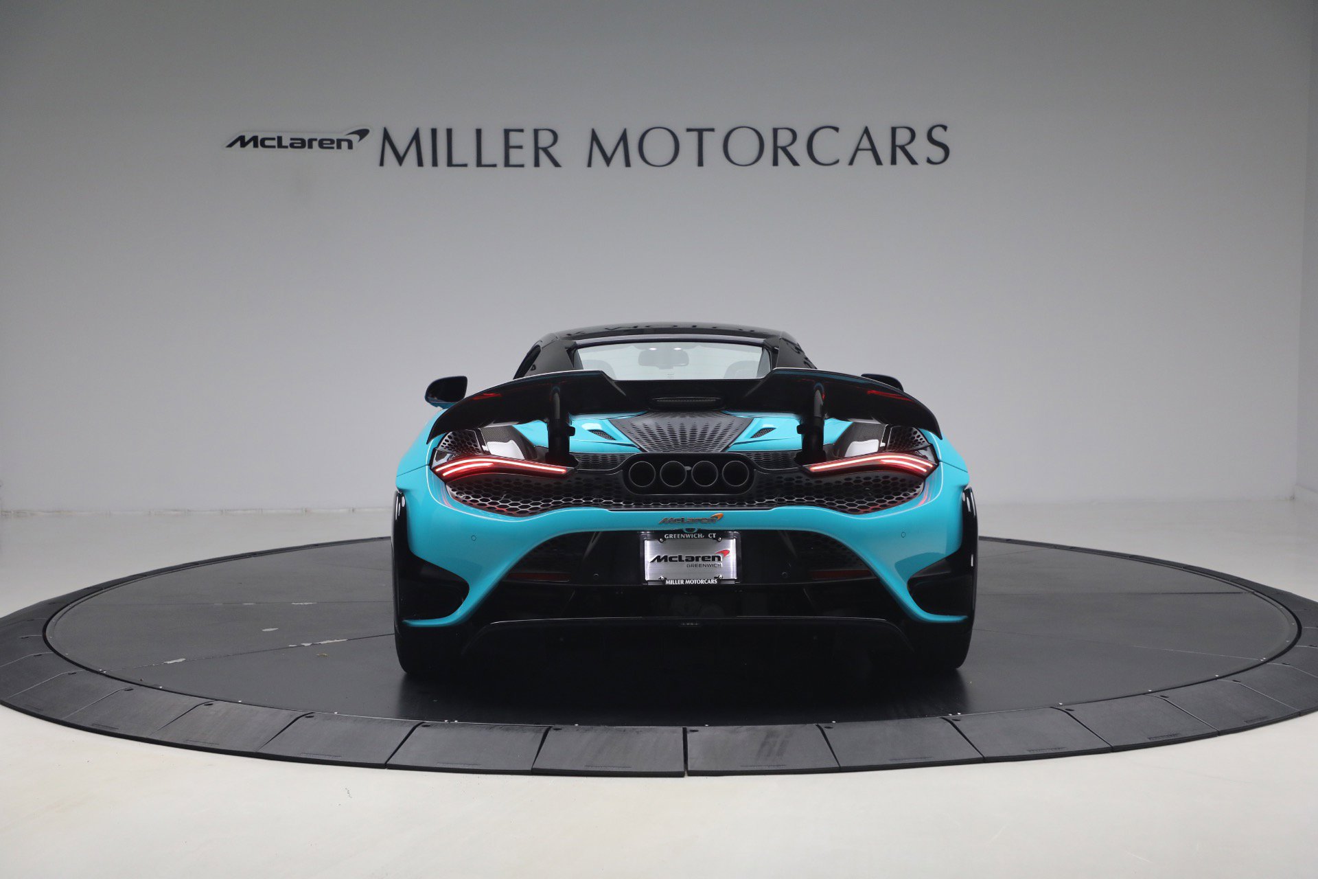 Used 2022 McLaren 765LT photo 25