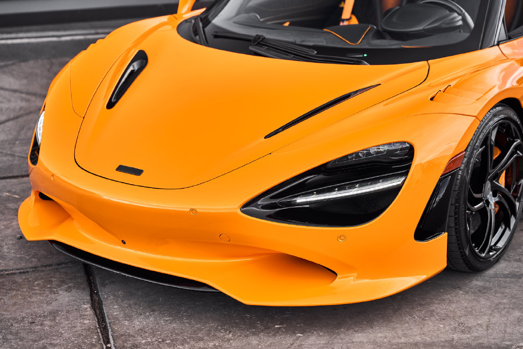 Used 2025 McLaren 750S Spider photo 7