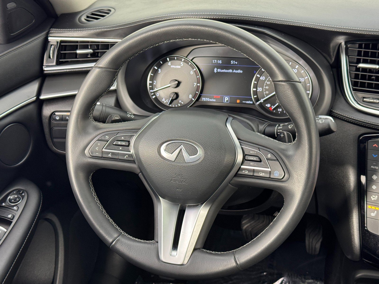 2024 INFINITI Qx50 Luxe