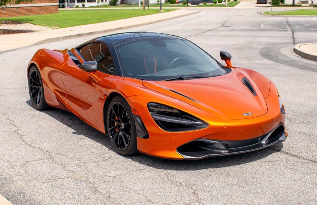 Used 2018 McLaren 720S photo 10