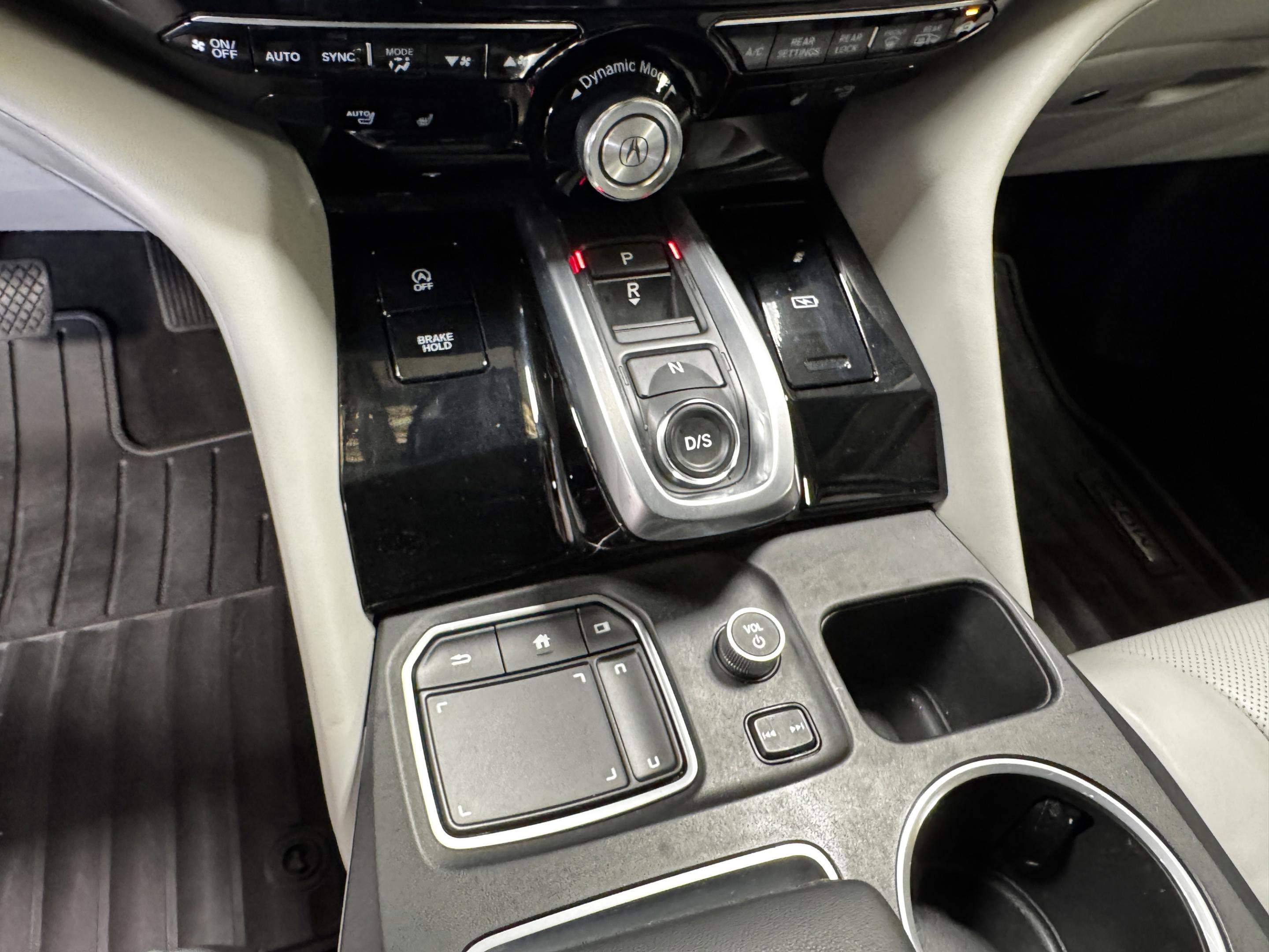 2023 Acura MDX FWD w/ Technology Package