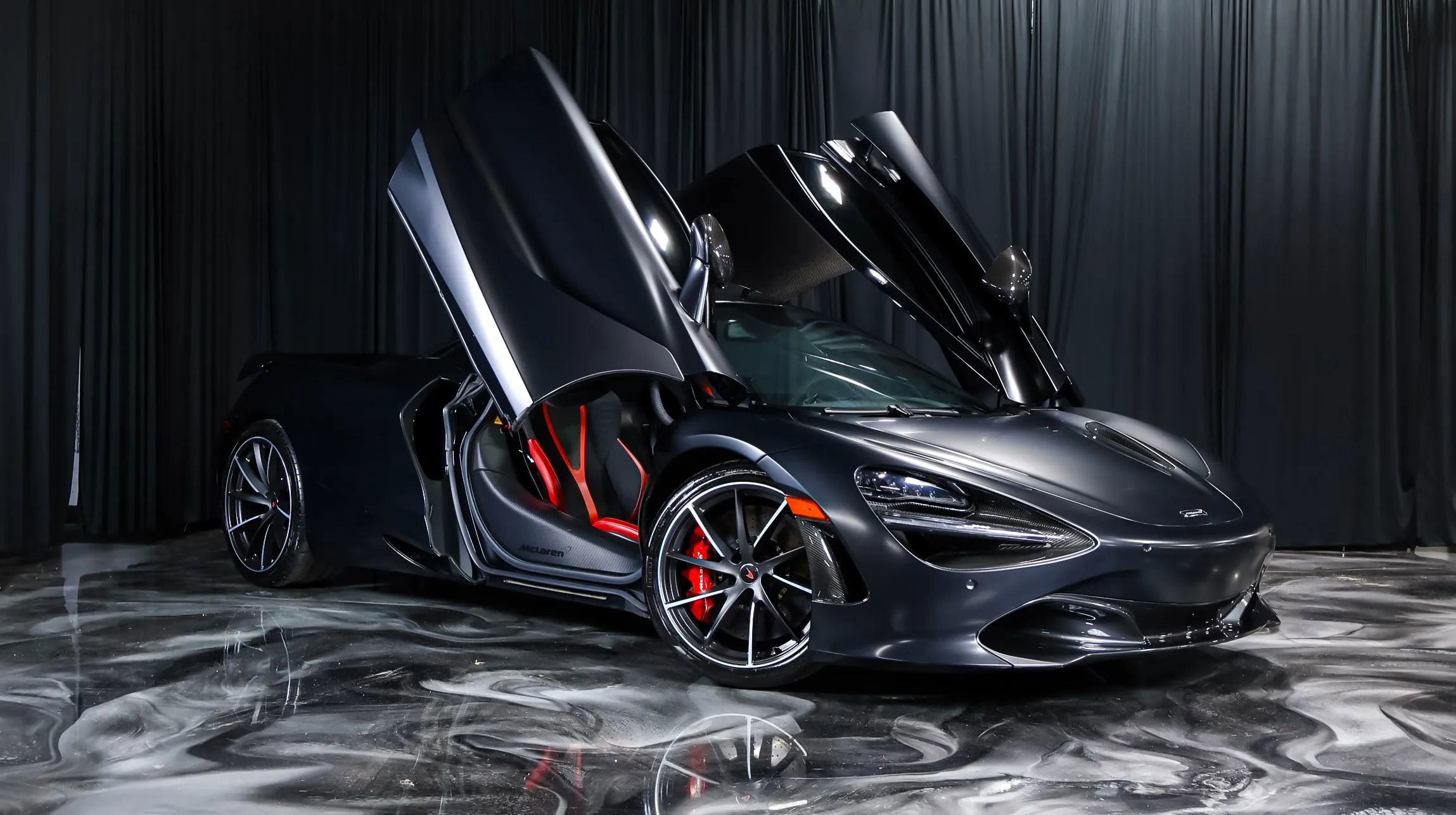 Used 2018 McLaren 720S 3