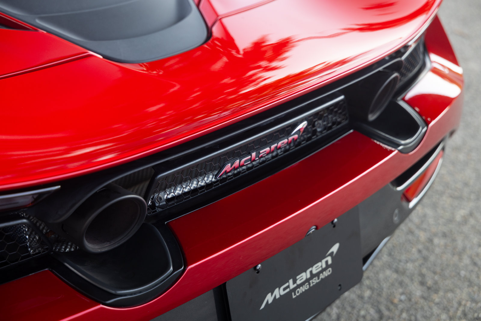 Used 2021 McLaren 720S Performance photo 23