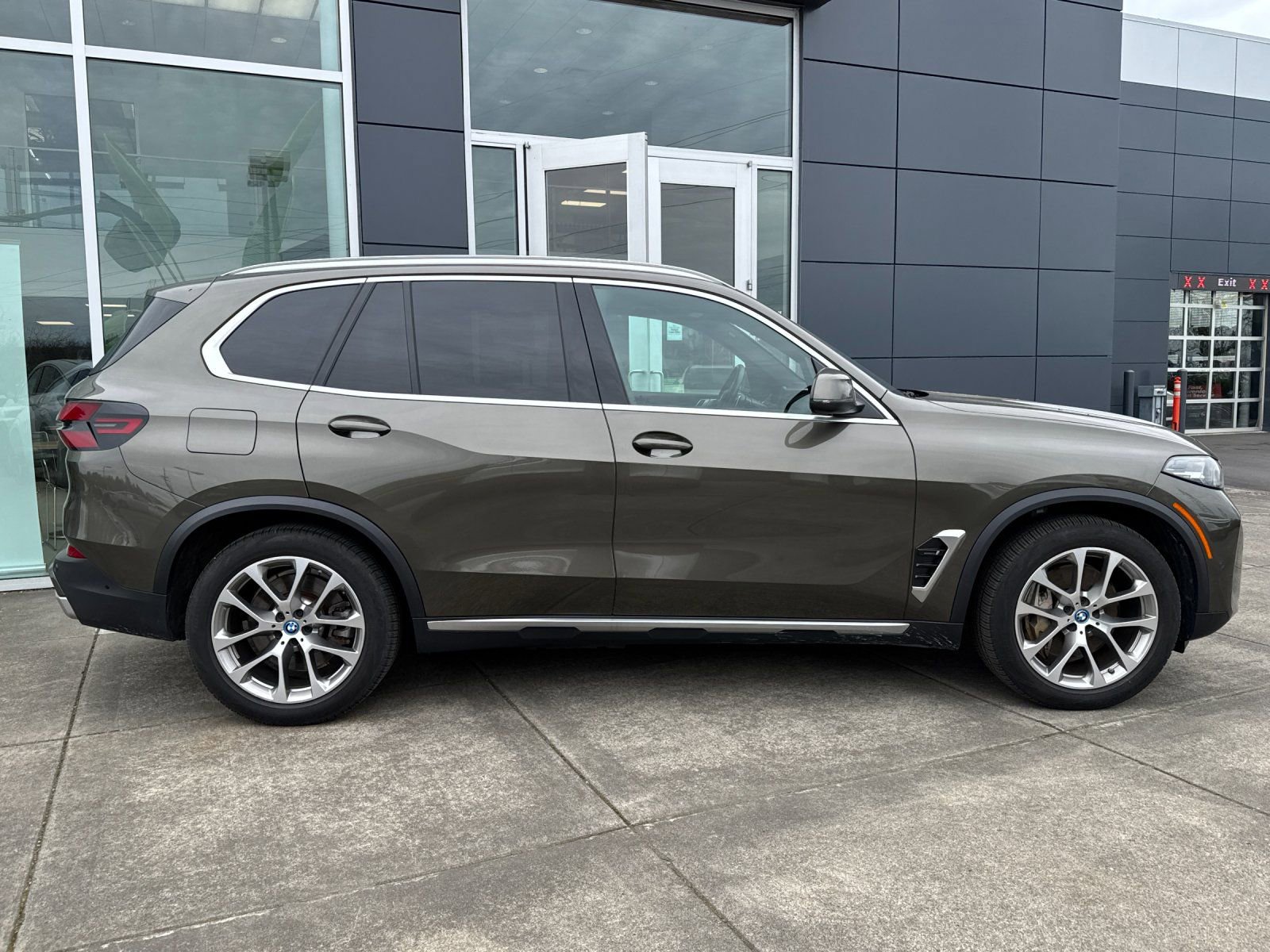2024 BMW X5 xDrive50e