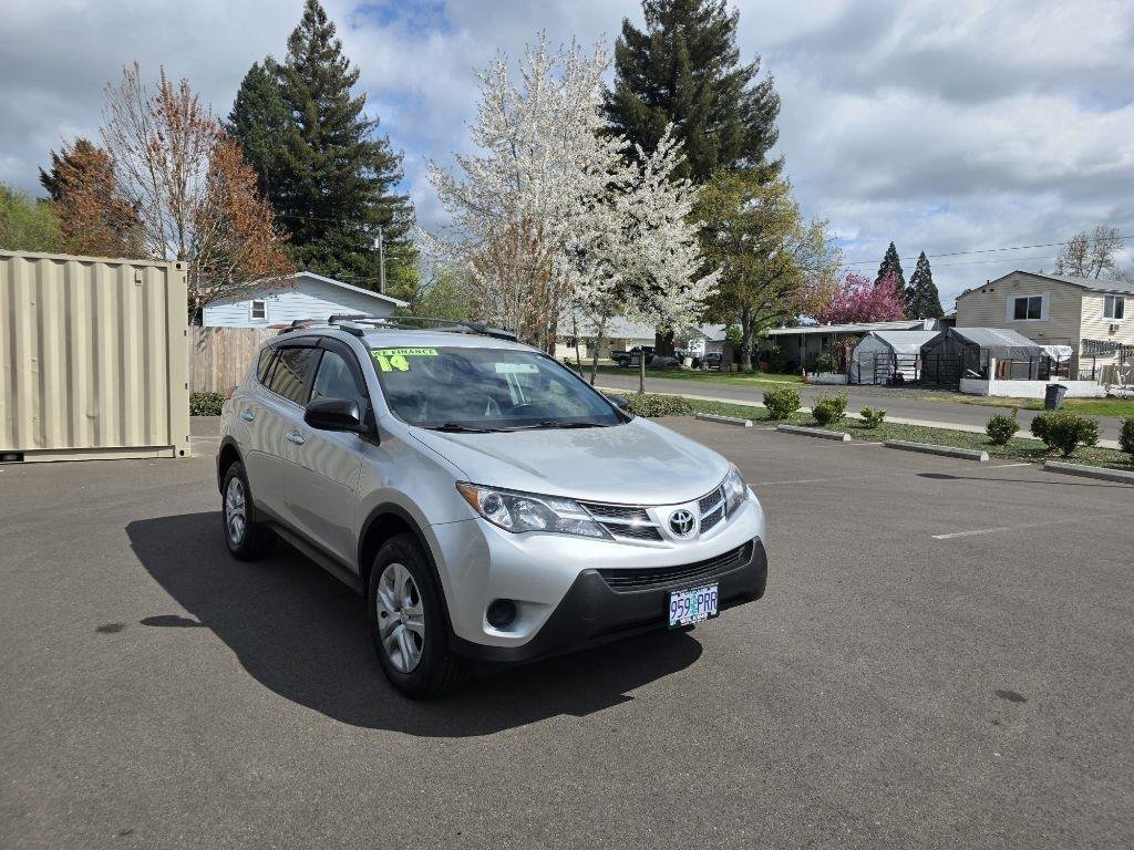 2014 Toyota RAV4 LE
