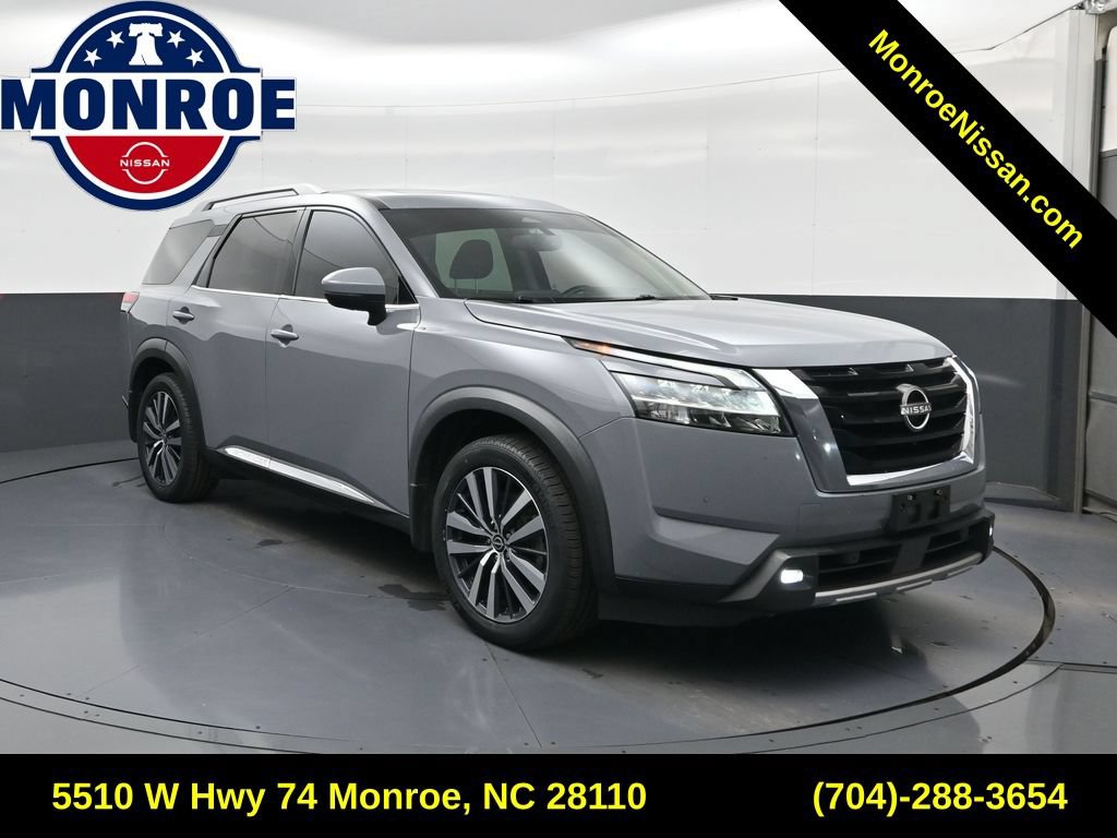 Certified 2022 Nissan Pathfinder Platinum w/ Cargo Package