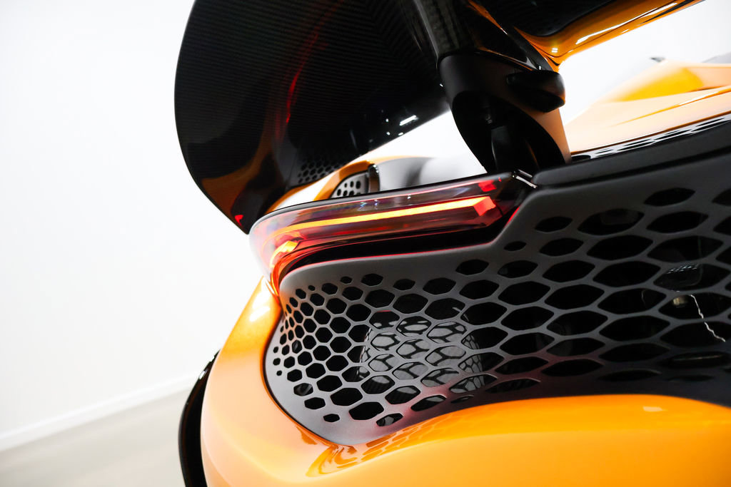 Used 2022 McLaren 765LT photo 96